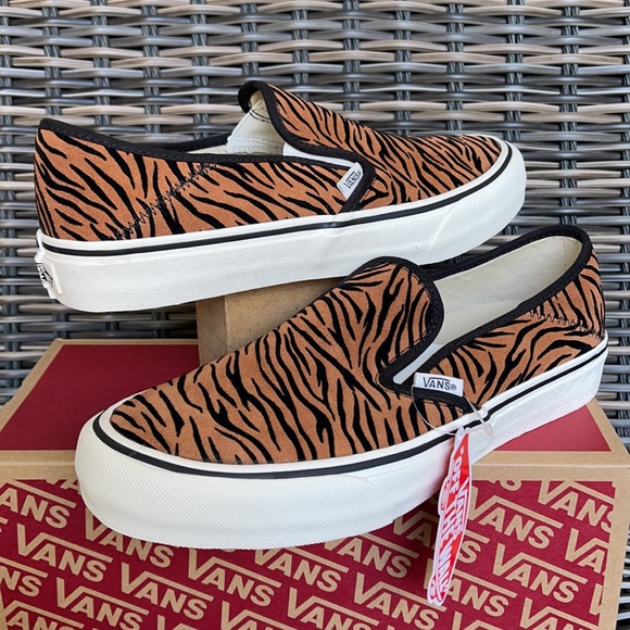 Vans Slip-On SF Animal Stripes Black/Marshmallow WMNS - Picture 9 of 16